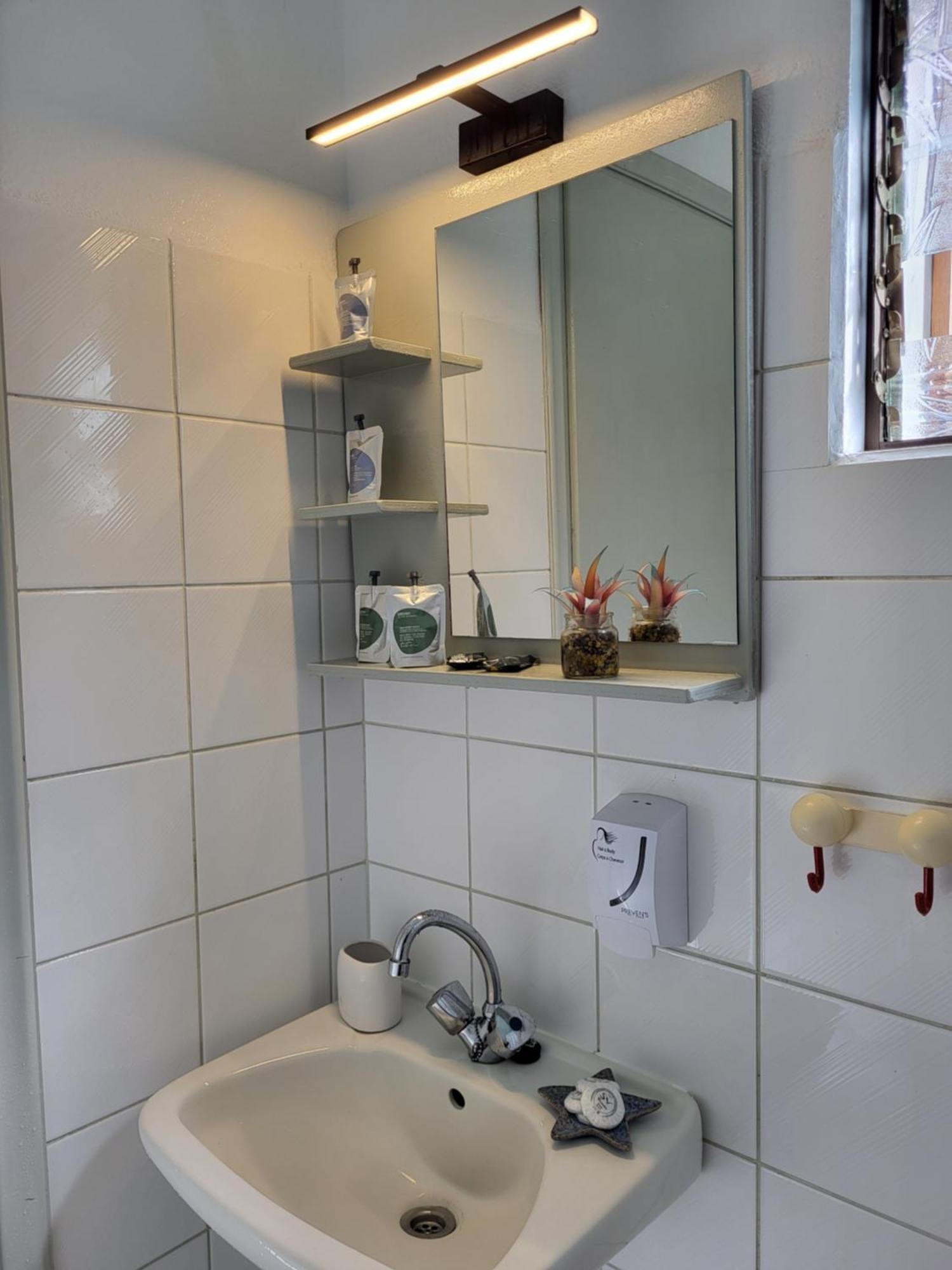 Aura Guesthouse Коинира Экстерьер фото