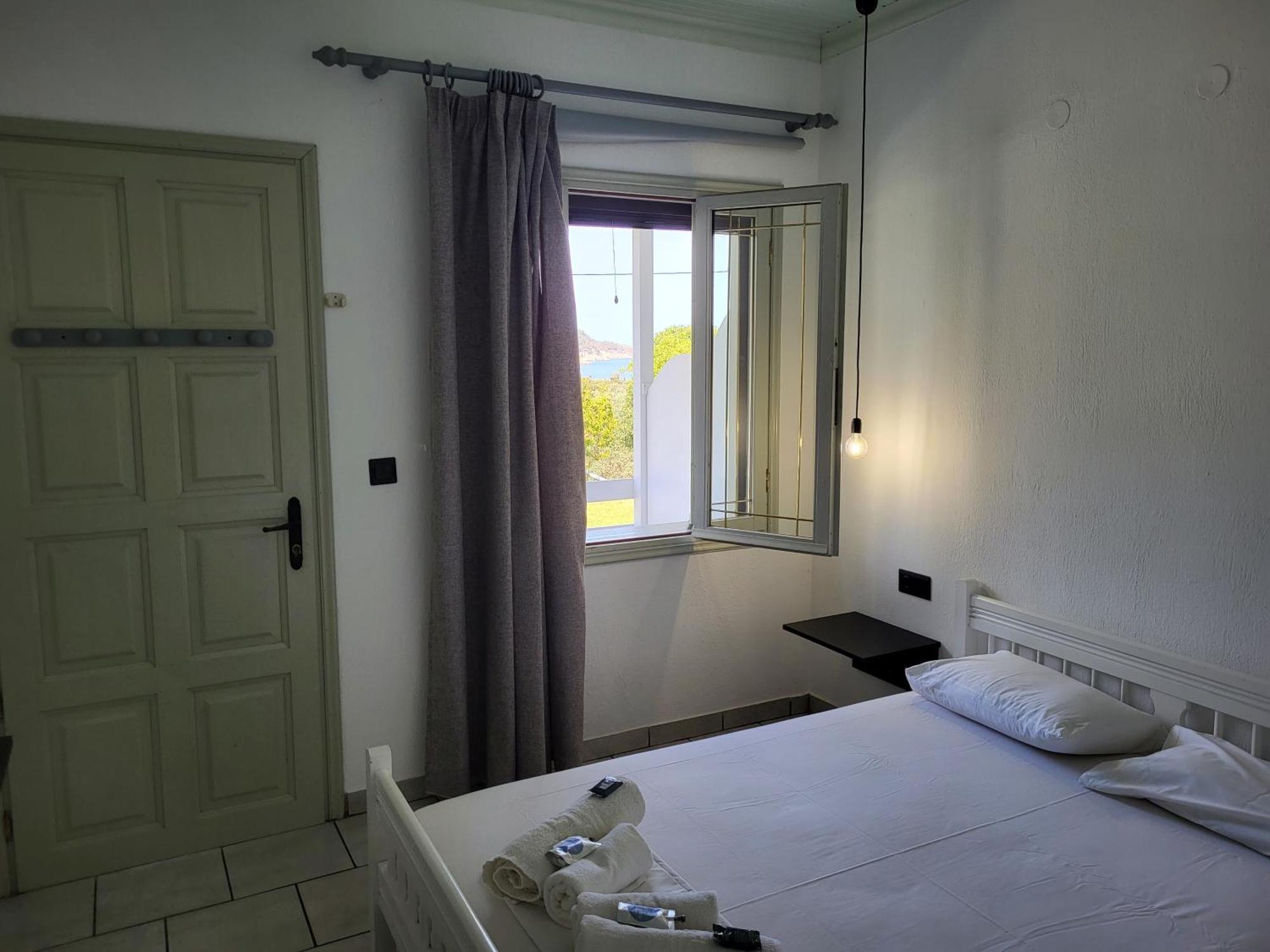 Aura Guesthouse Коинира Экстерьер фото